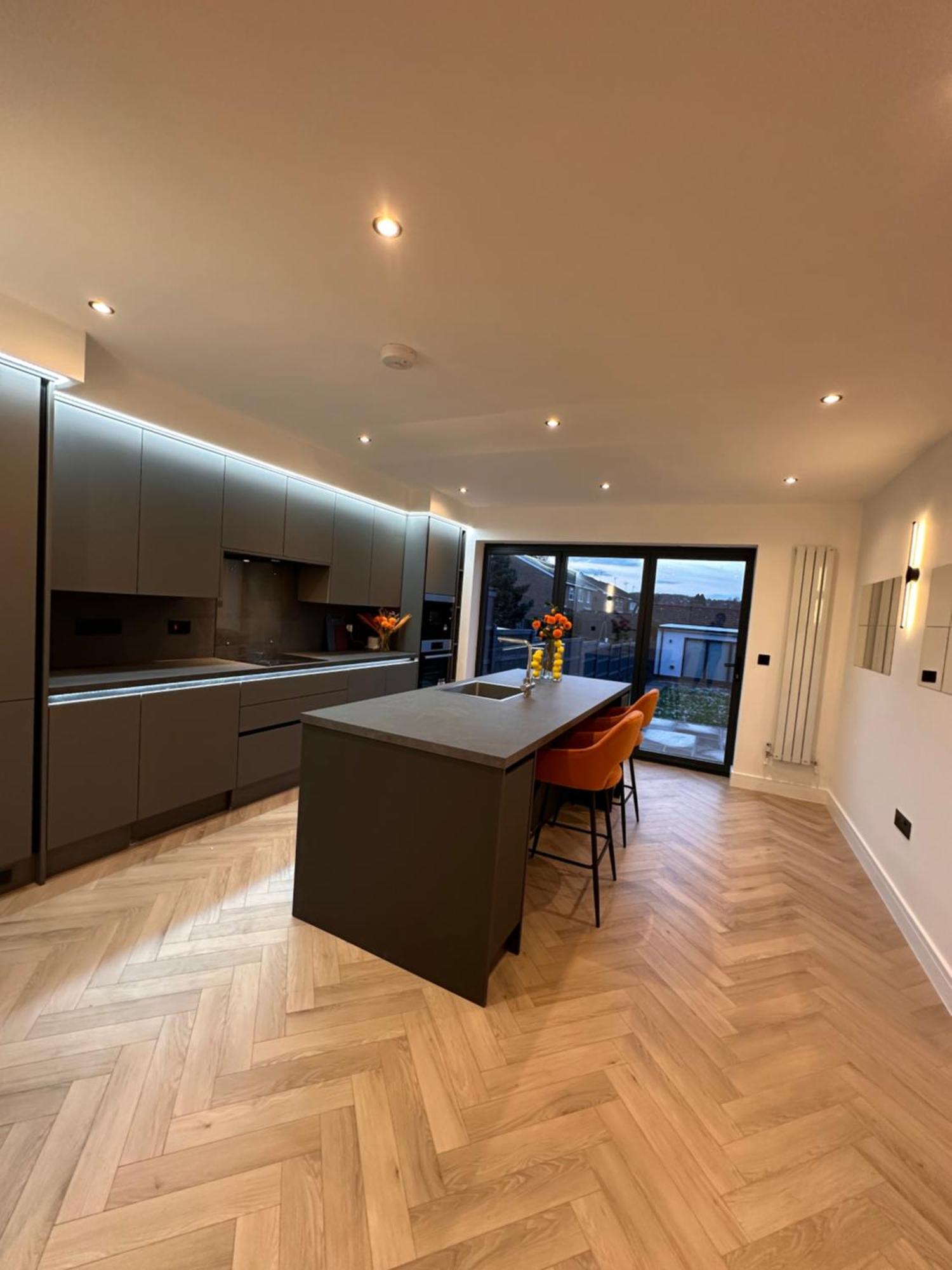 R5 - Luxury Private Ensuite Self-Contained Room - Newly Renovated Halesowen Eksteriør billede